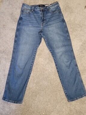 BCBGeneration Cigarette Straight Jean